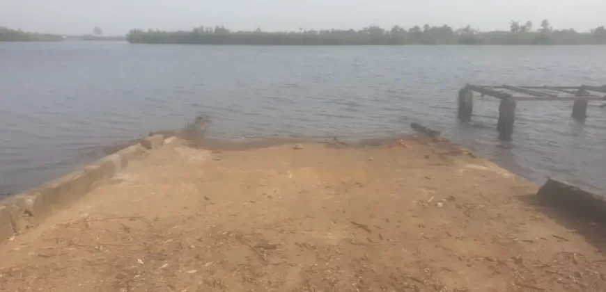 Riverfront Property on RIA Highway. #115