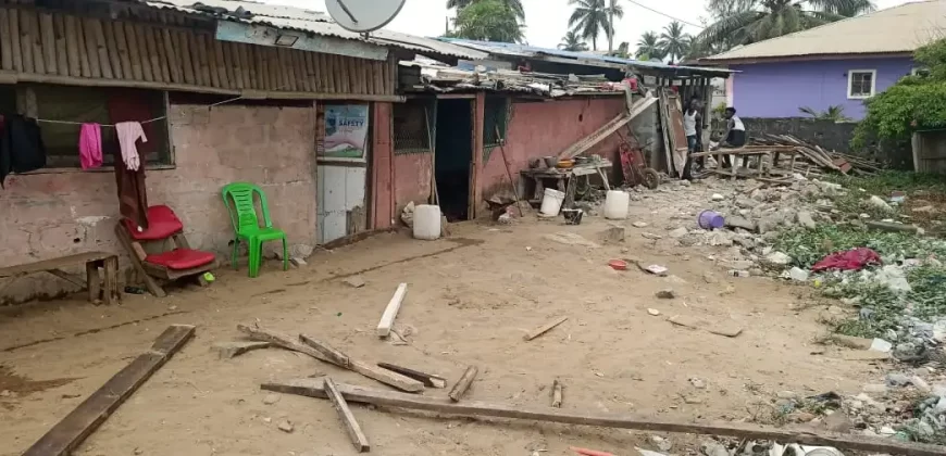 Prime Location in Congo Town. #117