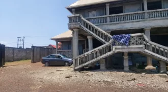 Compound in Thinkers Village