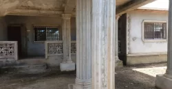 Compound in Thinkers Village