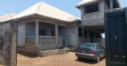 Compound in Thinkers Village