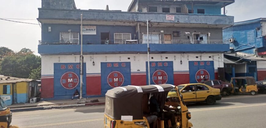 Prime Commercial Building on the Tubman Bypass