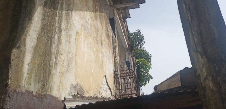 Prime Commercial Building on the Tubman Bypass