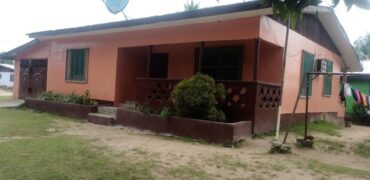 Entire House for Rent in Barnesville Estate       $200/Month