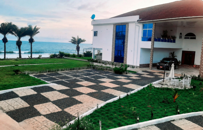 Luxury Beachfront Mansion in Lower Marbigi   $590K or Lease for $1K per Long term.