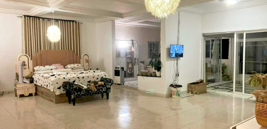 Luxury Beachfront Mansion in Lower Marbigi $590K or Lease for $1K/Month Long Term.